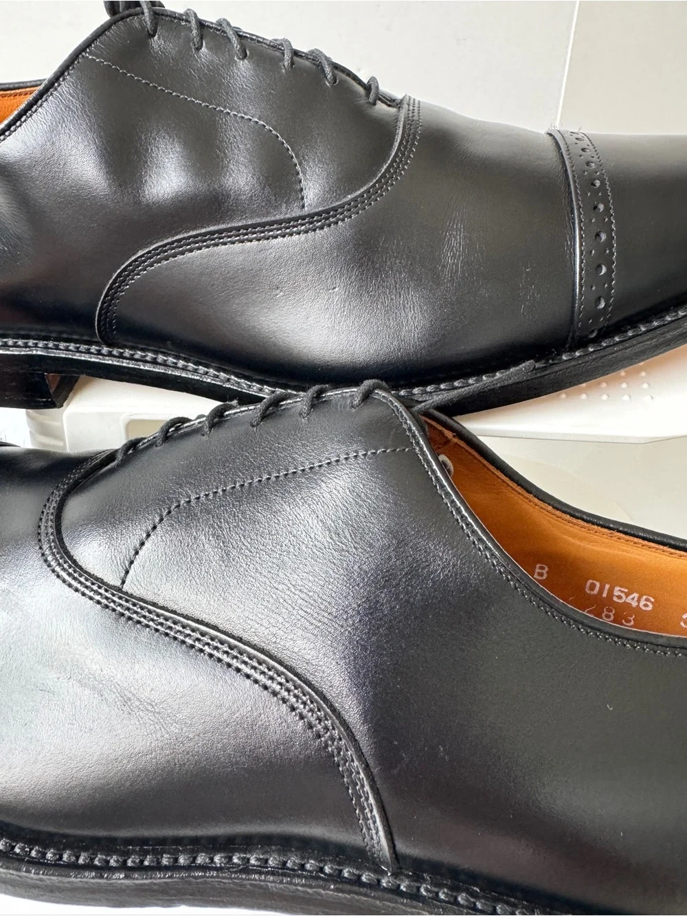 Allen Edmonds dress lace few